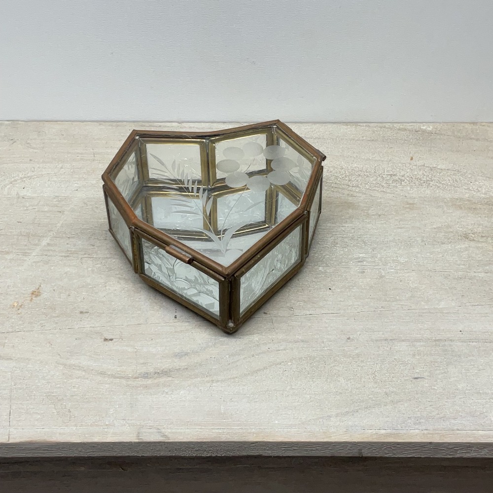 Via Vermont Vintage Heart Etched Glass Brass Trinket Jewelry Box Mirrored Bottom